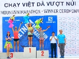 Hàng trăm người nước ngoài marathon vượt núi, ngắm Sa Pa