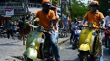 Báo Mỹ gợi ý khám phá Sài Gòn bằng vespa cổ