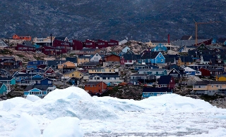 Vé máy bay đi Greenland du lịch